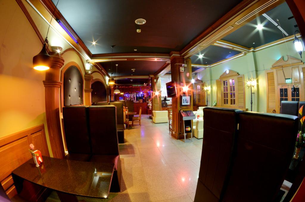 Golden Butterfly Hotel Yangon Dış mekan fotoğraf