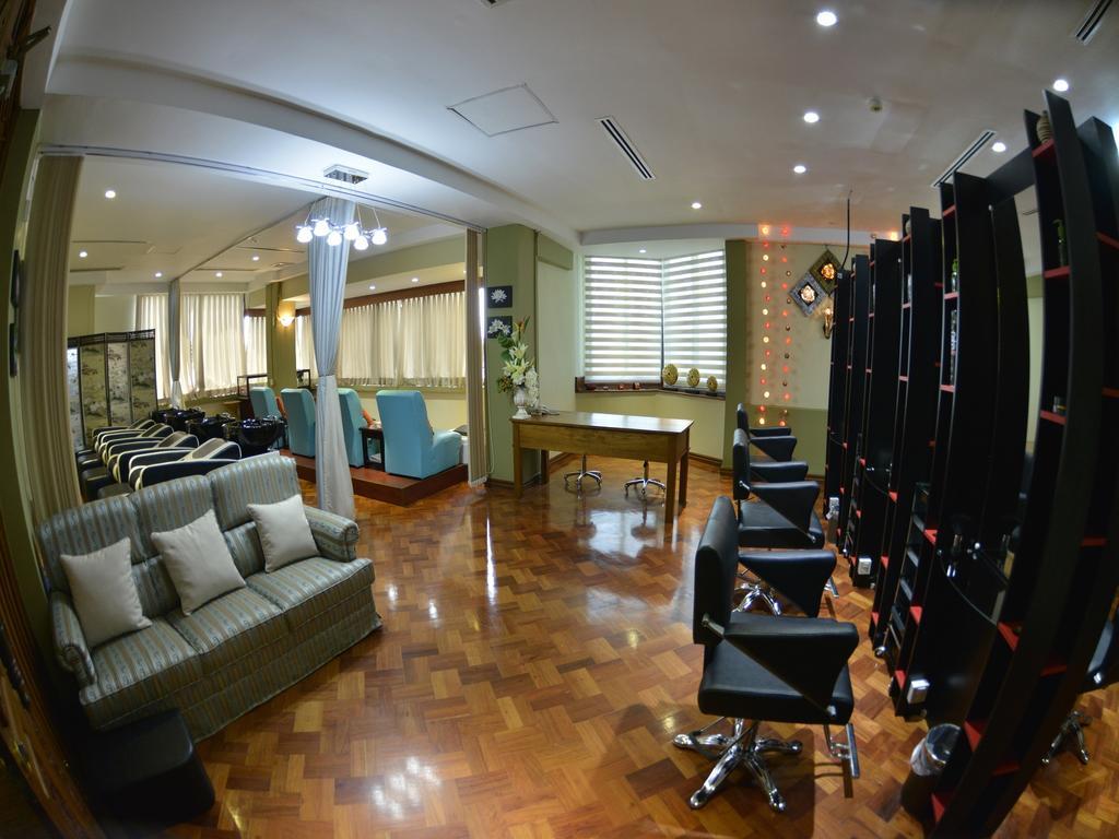 Golden Butterfly Hotel Yangon Dış mekan fotoğraf