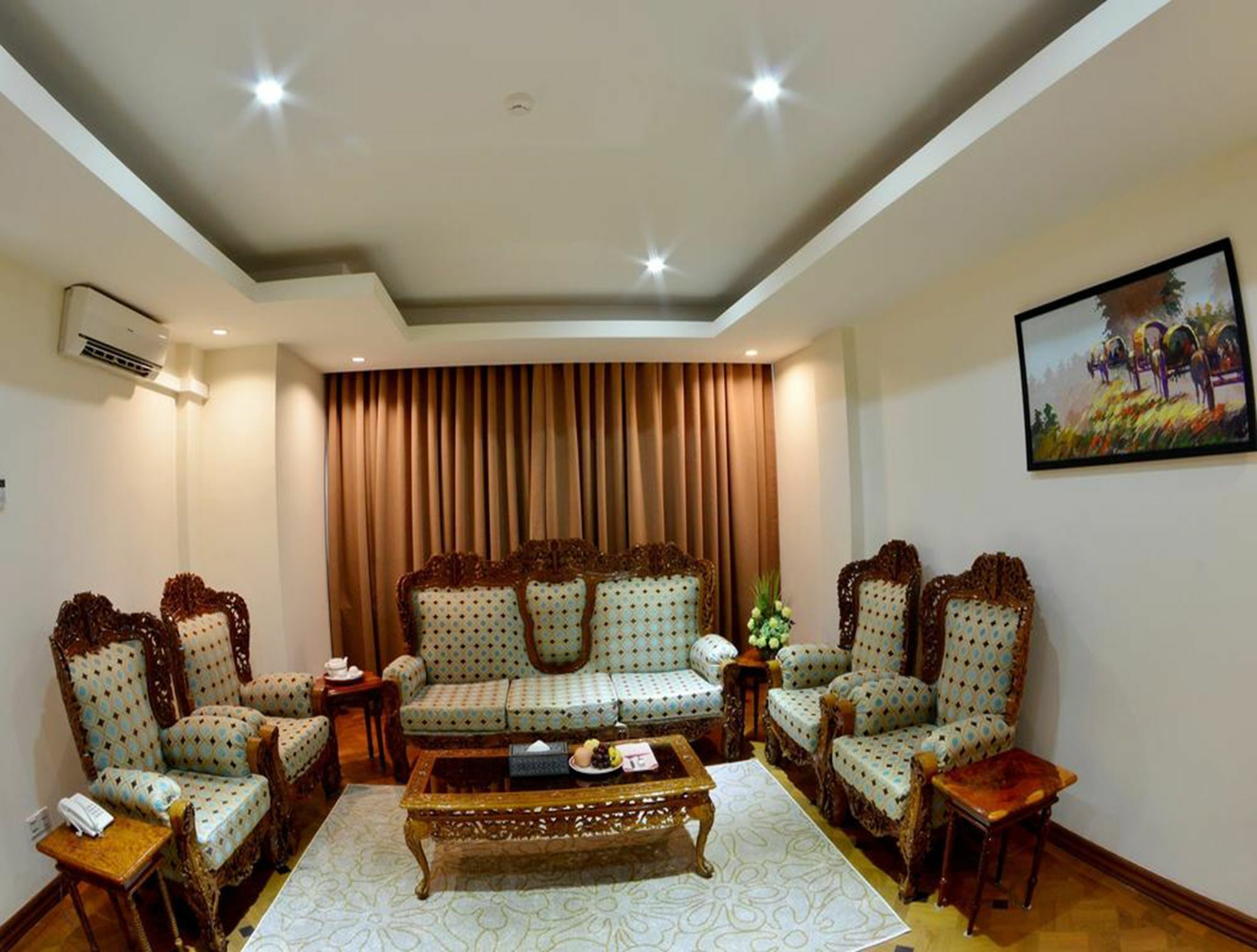 Golden Butterfly Hotel Yangon Dış mekan fotoğraf