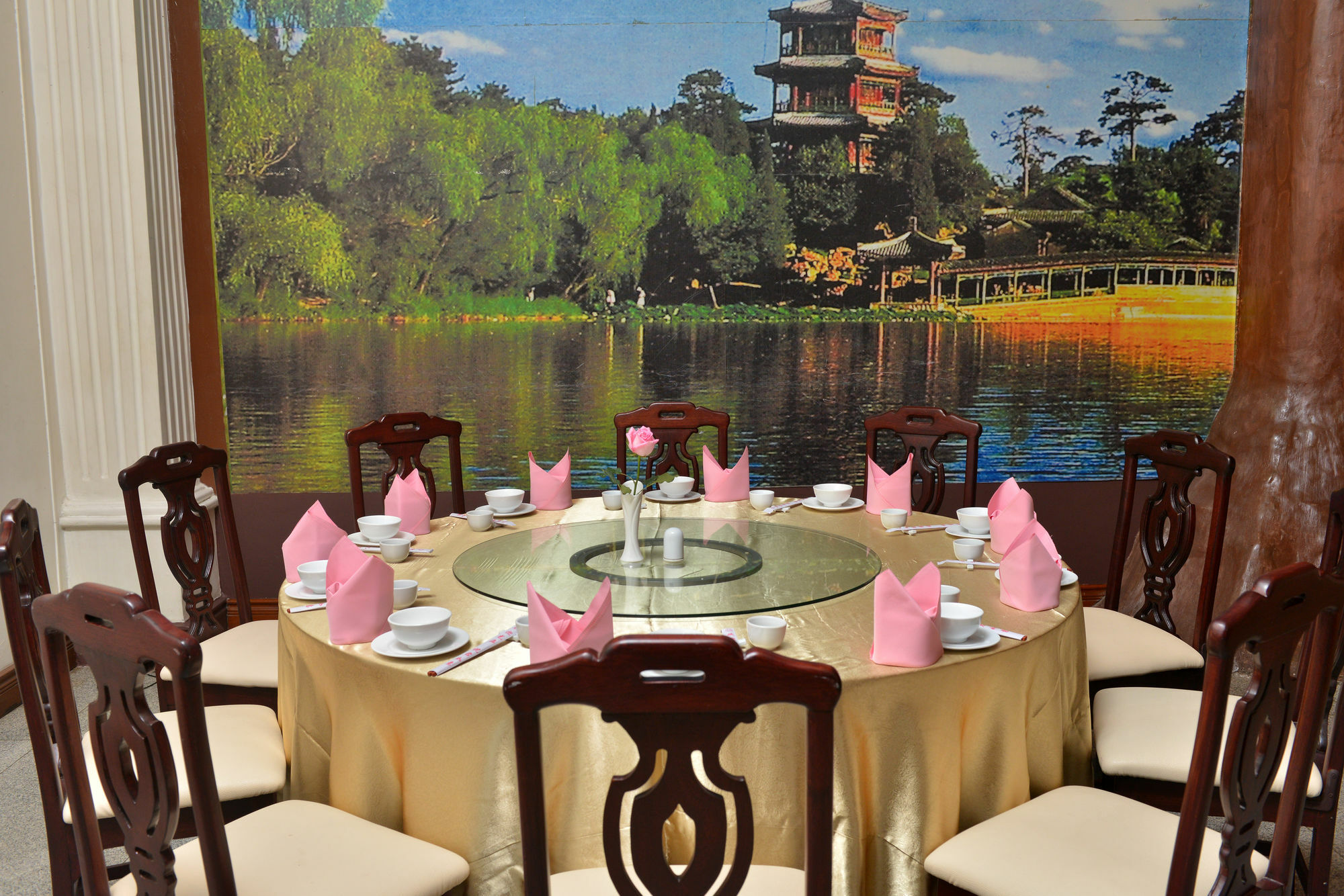 Golden Butterfly Hotel Yangon Dış mekan fotoğraf